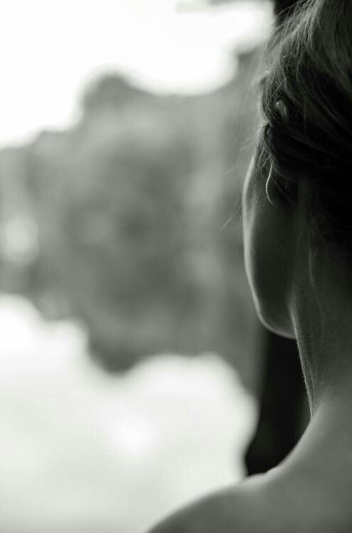 La tristesse a cette écriture thérapeutique qui nous fait grandir