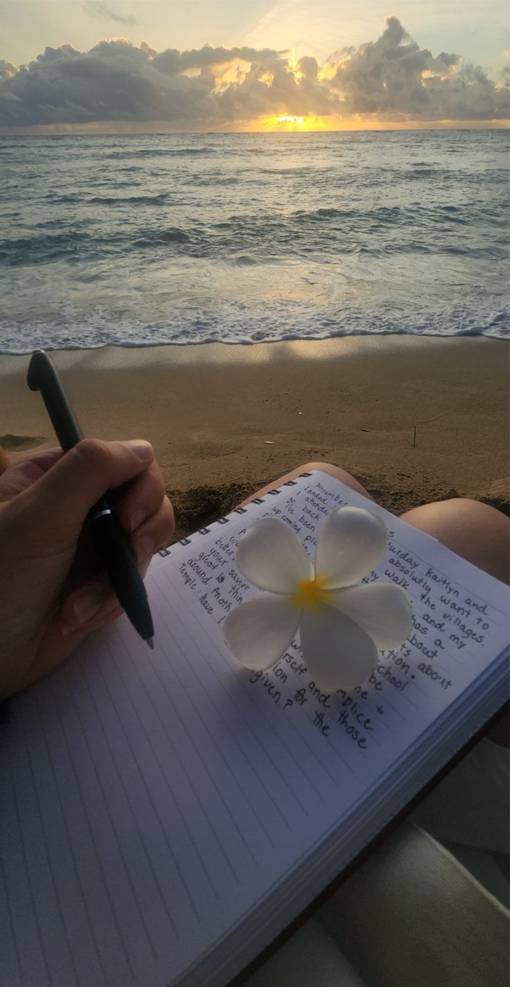 Écrire pour se ressourcer : comment les vacances peuvent-elles nous aider à développer notre créativité ?
